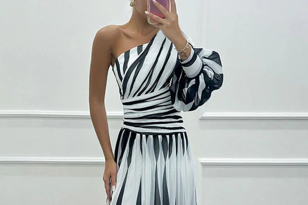Sablelle Classy One Shoulder Striped Print Maxi Dress