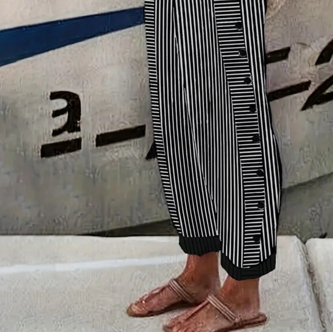 Sablelle Black Striped Print Side Pocket Pants